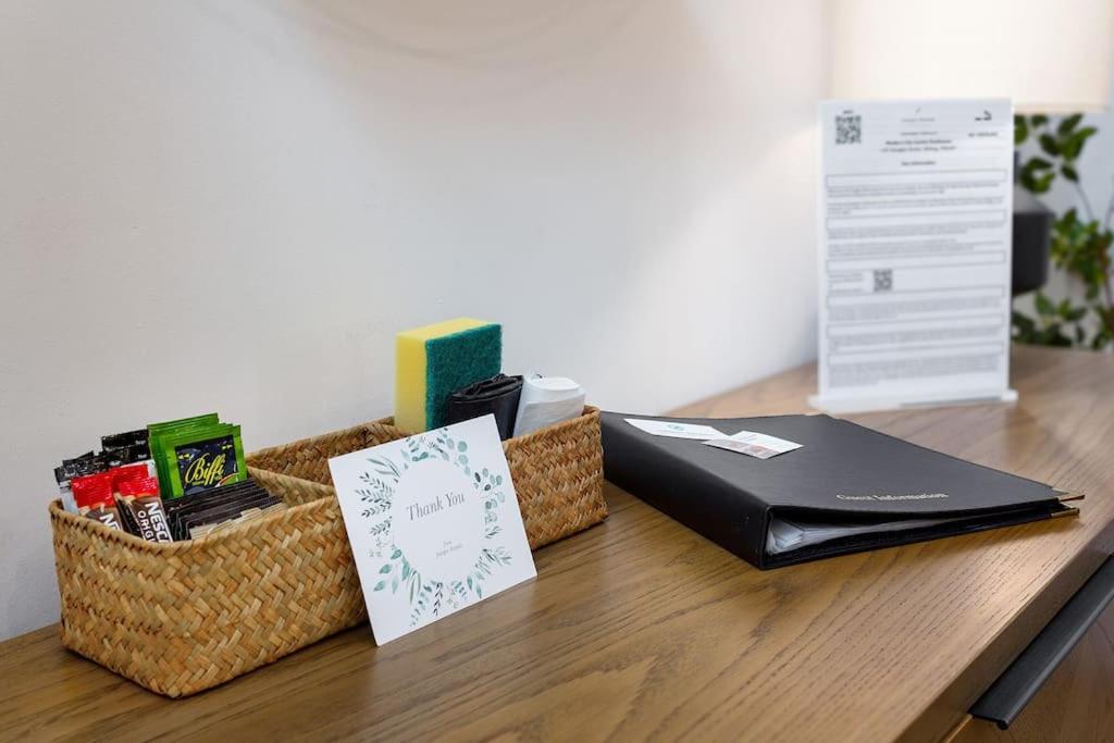The Stylish 3-Bedroom Maisonette Retreat 스털링 외부 사진