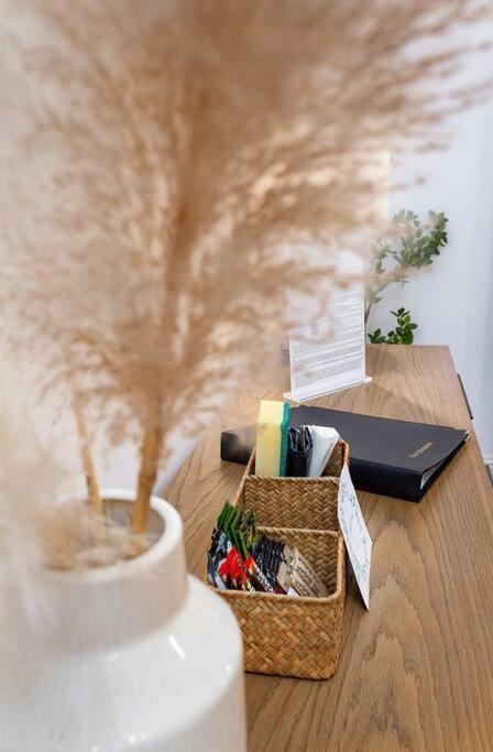 The Stylish 3-Bedroom Maisonette Retreat 스털링 외부 사진