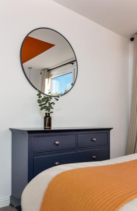 The Stylish 3-Bedroom Maisonette Retreat 스털링 외부 사진